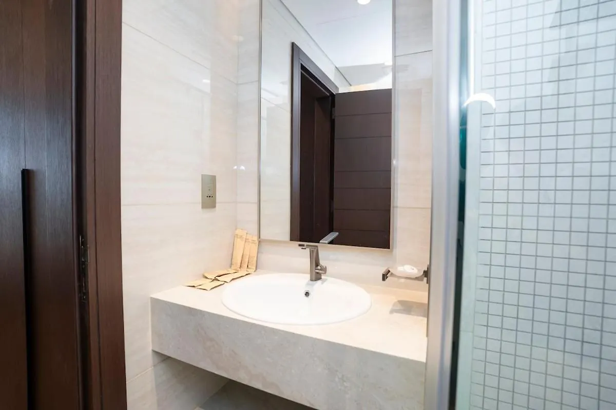 Cityscape Retreat Nobles 2Br Nobles Edition Дубай Апартаменты