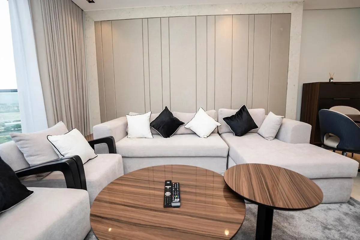 Cityscape Retreat Nobles 2Br Nobles Edition Дубай Апартаменты